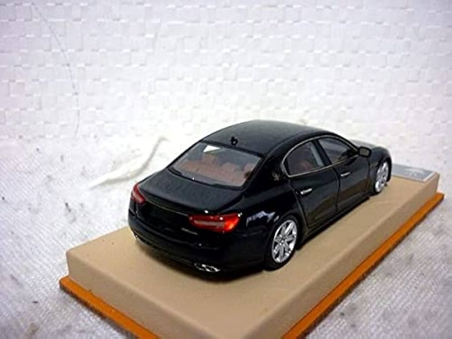 マセラティ ミニチャンプス ミニカー クワトロポルテ パール ブラックメタリック マセラティ ミニチャンプス ミニカー クワトロポルテ パール