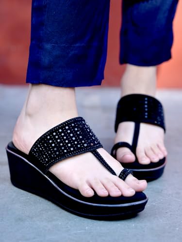 Image of Shoetopia Classic Heeled Kolhapuri For Women & Girls