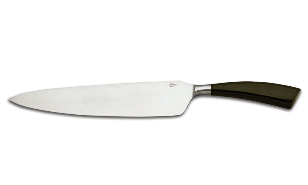 Couteau à salade artisanal en corne de buffle forgé par l'histoire