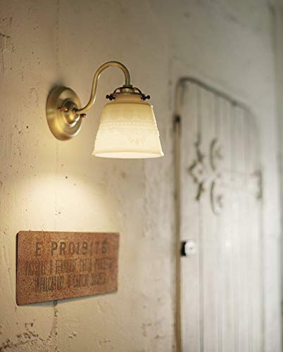 odelicミルクガラス照明 Olde Milk-glass - やわらかい透け感とぽってりとした肉厚の