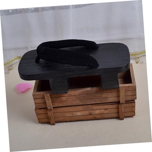 Zuecos para verano de mujer: sandalias de plataforma negras, elegantes y cómodas 7