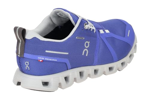 Image of On Women's Cloud 5 Waterproof Sneakers