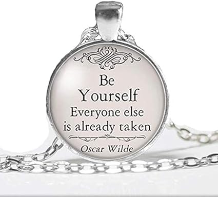 Oscar Wilde Be Yourself Pendentif Avec Citation En Anglais Amazon Fr Cuisine Et Maison