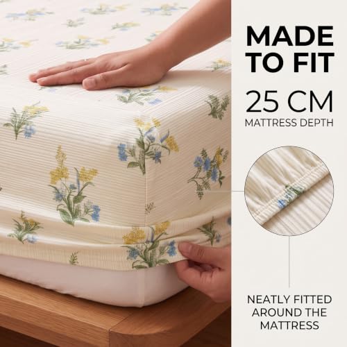 Image of VAS COLLECTIONS 240 TC Premium Fitted Bedsheet, Floral Printed King Size Elastic Deep Pocket Mattress Cover, Soft Breathable Bed Sheet for Bedroom, 72 x 78 + 10 Inches (183 x 198 + 25 cm) - Eucalyptus