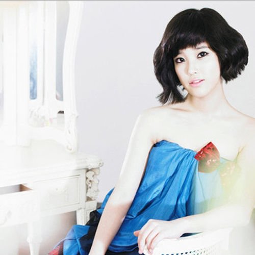 Vista 2 de IU GROWING UP 1st Album CD+Booklet+Tracking Number K-POP SEALED