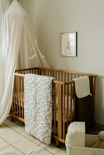 Image of Oilo Woodland Crib Sheet, Fitted Organic Cotton Jersey, 300 Thread Count, Breathable, Machine Washable, Fits Standard Crib & Toddler Bed (28 inch x 52 inch x 9 inch), Woodland Animals Nursery Bedding