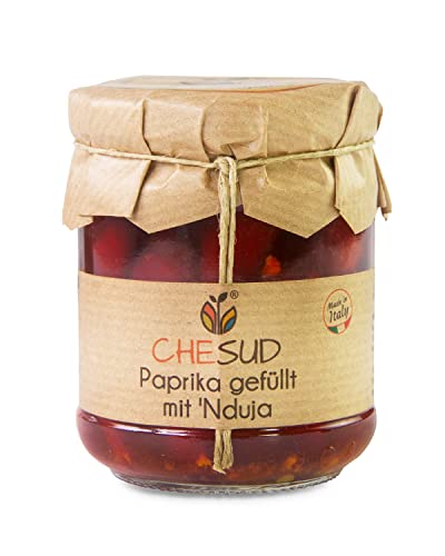 Scharfe Paprika Peperoni gefüllt mit Nduja Salami Spezialität aus Kalabrien Italien Cover