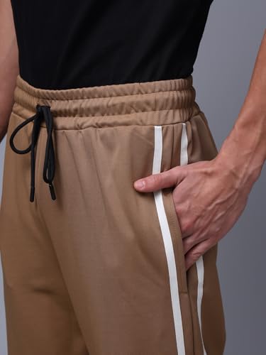Image of Men's Loose Fit Side Tape Trackpants