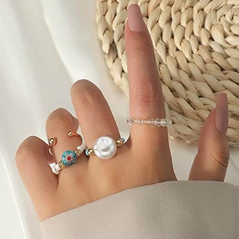 Inateannal 4Pcs Handmade Pearl Bead Rings Set Cover