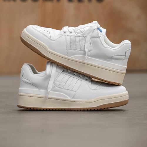Baskets blanches de sport pour hommes look urbain décontracté
