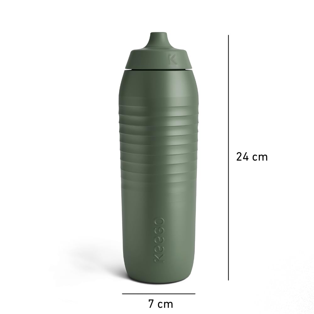 KEEGO | Die Evolution der Sportflasche | Elastisches Titan | Schützt vor Plastik im Wasser | Leicht und quetschbar | reiner Geschmack | einfache Reinigung (Gravel Green 750ml)