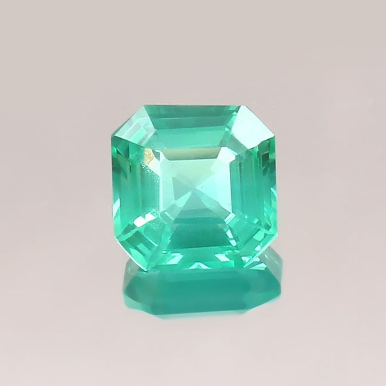 Saphir vert ceylan 8x8mm : remplacez vos pierres ternes sur bague - 3