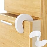 👉 𝗞𝗜𝗡𝗗𝗘𝗥𝗟𝗘𝗜𝗖𝗛𝗧𝗘 𝗔𝗡𝗪𝗘𝗡𝗗𝗨𝗡𝗚 – Der Schutz muss nur auf die Tür gesteckt werden und schon ist er einsatzbereit – ohne kleben oder bohren.