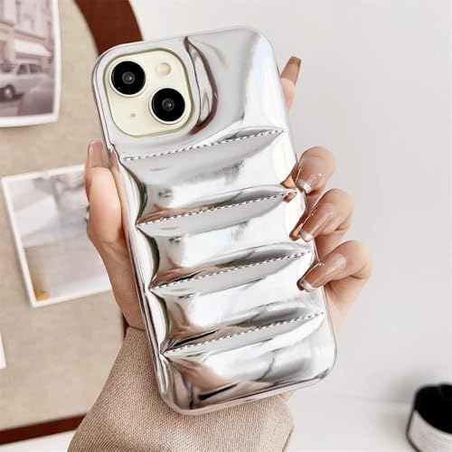 Coque doudoune iPhone 14 brillante argentée pour un style urbain en hiver