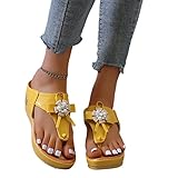 MIYYO Damen Keilabsatz Flip-Flops PU-Leder Zehentrenner Sandalen Elegant Schlappen Mit Perlen Blumen Sommer Clip -Toe Hausschuhe Plateau Pantoffeln Böhmen Strandschuhe (Color : Yellow, Size : 43 EU)