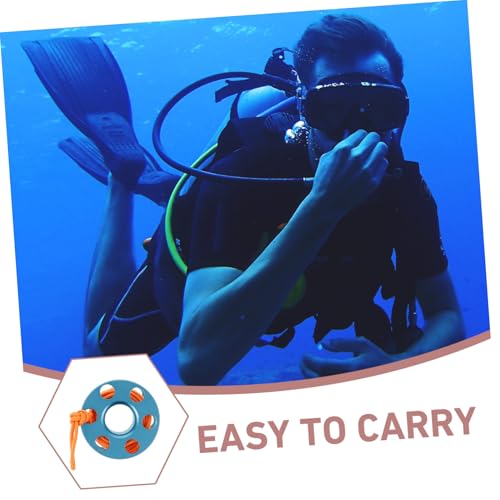 Entrenamiento en el agua seguro usando el carrete de dedo para buceo luminoso ifundom 3