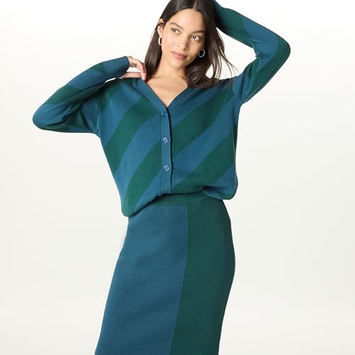 The Drop Women's Skirt by @Takkunda3