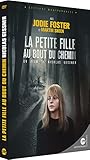 La Petite Fille au Bout du Chemin