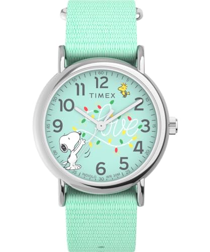 Montre Timex Peanuts pour femme le cadeau de Noël analogique parfait pour les passionnées de BD