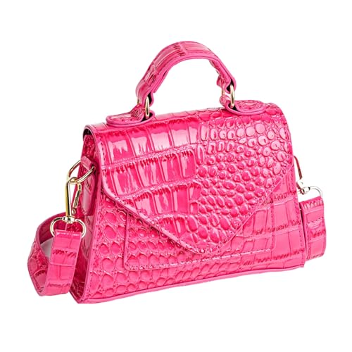 Mini sac à main rose rouge : l'accessoire tendance des sorties urbaines