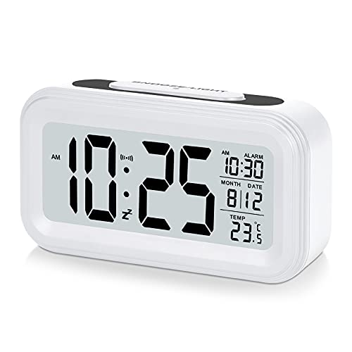 U-picks Despertador de pantalla LED de 4.3 pulgadas, reloj despertador digital con batería, repetición, fácil de usar, temperatura, reloj despertador portátil para dormitorio oficina, color blanco Cover
