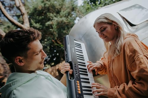 Casio Casiotone CT-S100 Keyboard mit 61 Standardtasten, 122 Sounds & 61 Begleitrhythmen, schwarz