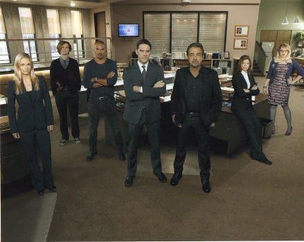 Amazon ブロマイド写真 海外ドラマ クリミナル マインド Fbi行動分析課 シーズン8 メンバー7人 アイドル 芸能人グッズ 通販