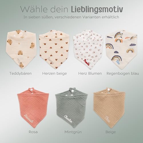 wunderwunsch Baby Halstuch, Babygeschenk, Geschenk zur Geburt, Dreieckstuch Kinder, Taufgeschenk personalisiert mit deinem Wunschnamen in 8 süßen Designs (Herz Blumen)