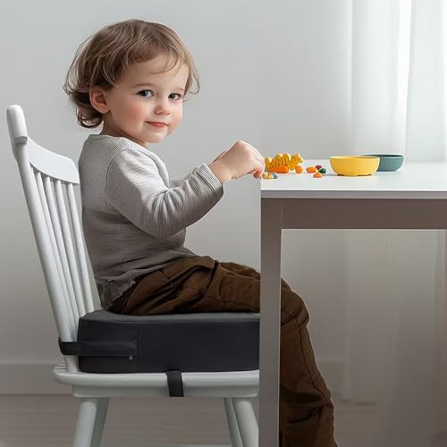Sitzerhöhung Stühle Kind für Den Tisch, SitzerhöHung Stuhl Kind PU Waschbar Zerlegbar, 10cm Tragbares Boostersitze mit 2 Sicherheits Schnalle,Deckung Einfach zu Säubern Abnehmbar Sitzerhöhung Stuhl