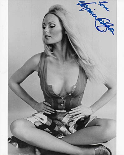 Veronica Carlson 6 original autographed photo 8X10