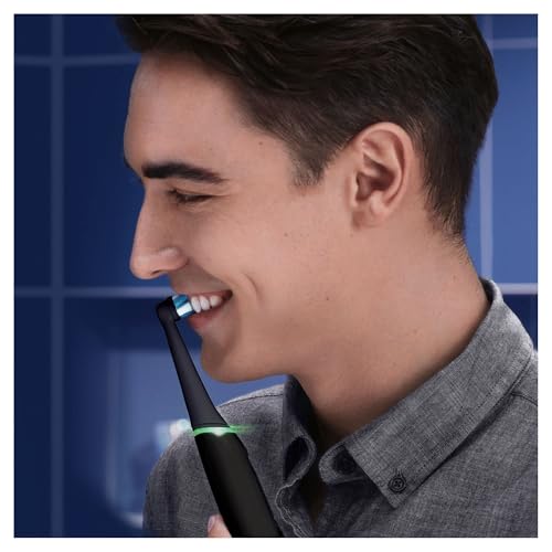 Oral-B iO Elektrische Zahnbürsten, 2 Stück, Schwarz und Rosa, Griffe mit schwarzem und weißem Display, Bluetooth, 3 Aufsteckbürsten – Bild 3