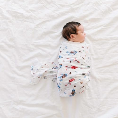 Image of Deluxe Muslin Swaddle Blanket 2 Pack - Home Run 2