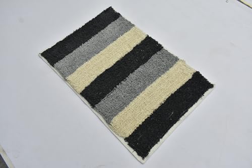Image of Embossed Super Soft Anti Skid (40x60 cm) Super Absorbent Mats Microfibre 2000 GSM Door Mats for Home /Bathroom /Bedroom /Kitchen /Floor Mat (Pack of 1) Pattren - Solid (3 line Grey)