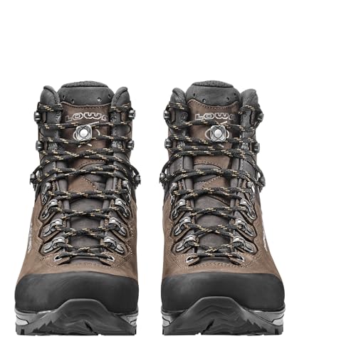 LOWA Camino Evo GTX Medium Boots3