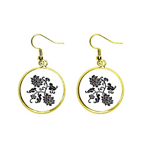 Pendientes de flores negras para realzar tu look de oficina y cenas especiales