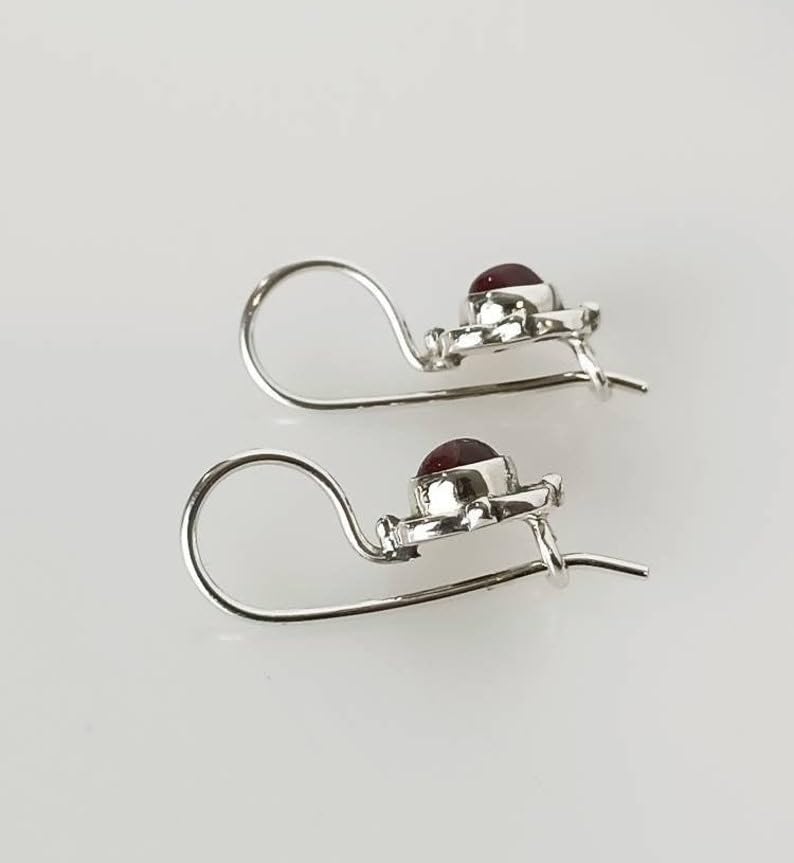 Boucles d'oreilles rubis naturel le cadeau idéal en argent 925 minimaliste