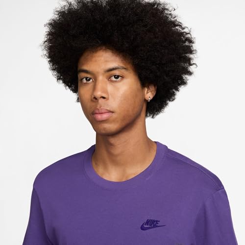 Image of Nike Men's Sportswear Club T-Shirt