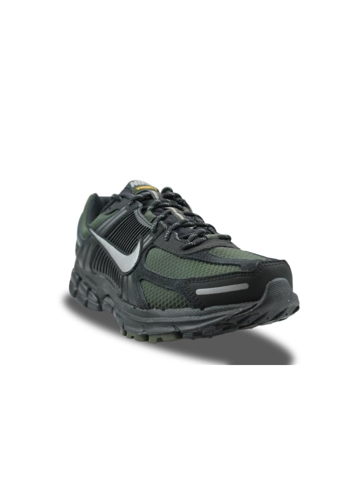 Nike Zoom Vomero 5 SneakerUomo