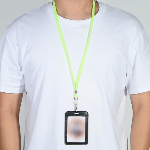 Badges durables avec cordon de 47cm vert et clip métallique