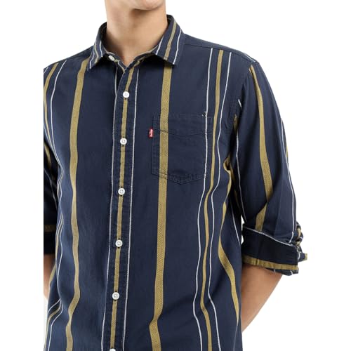 Image of Levi's Men Cotton Checkered Slim Fit Shirt