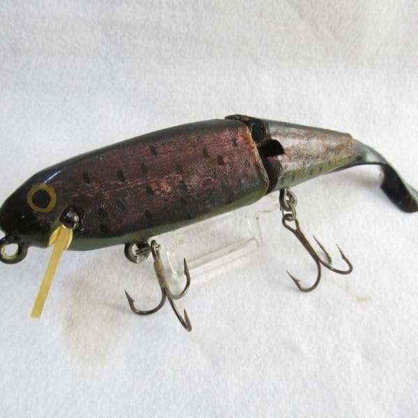 Amazon.co.jp: ？ACミノー ACプラグ ハッチェリートラウト 8