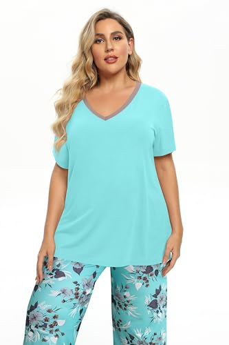 Image of Vozanet Women's Pajamas Set Soft V Neck Sleepwear Top and Capri Pj Lounge Sets Cartoon Heart Shape Cat Nighty Plus Size
