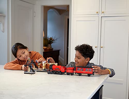 Image of LEGO Harry Potter Hogwarts Express 75955 Building Kit (801 Piece) Multicolor (801 Pieces)