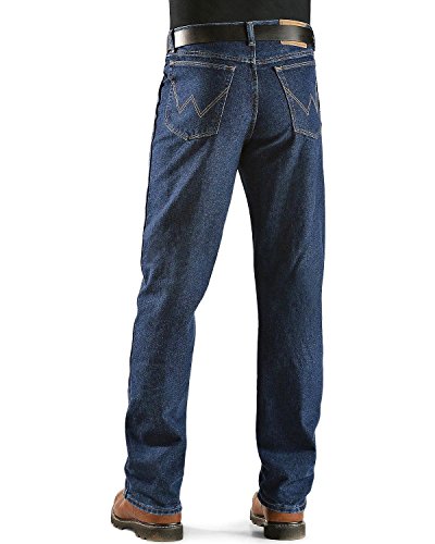 Image of Wrangler Men's Rugged Wear Classic Fit Jean