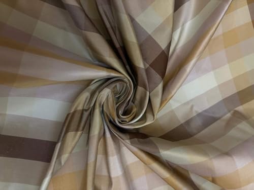 Tissu taffetas de soie lilas pour créer des volumes et drapés de mariée