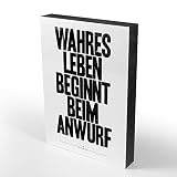 TypoBlock – Handball - Wahres Leben beginnt beim Anwurf - Größe A6-15 cm x 10,5 cm - Deko zum Hinstellen oder zum Aufhängen für Handballer und Fans