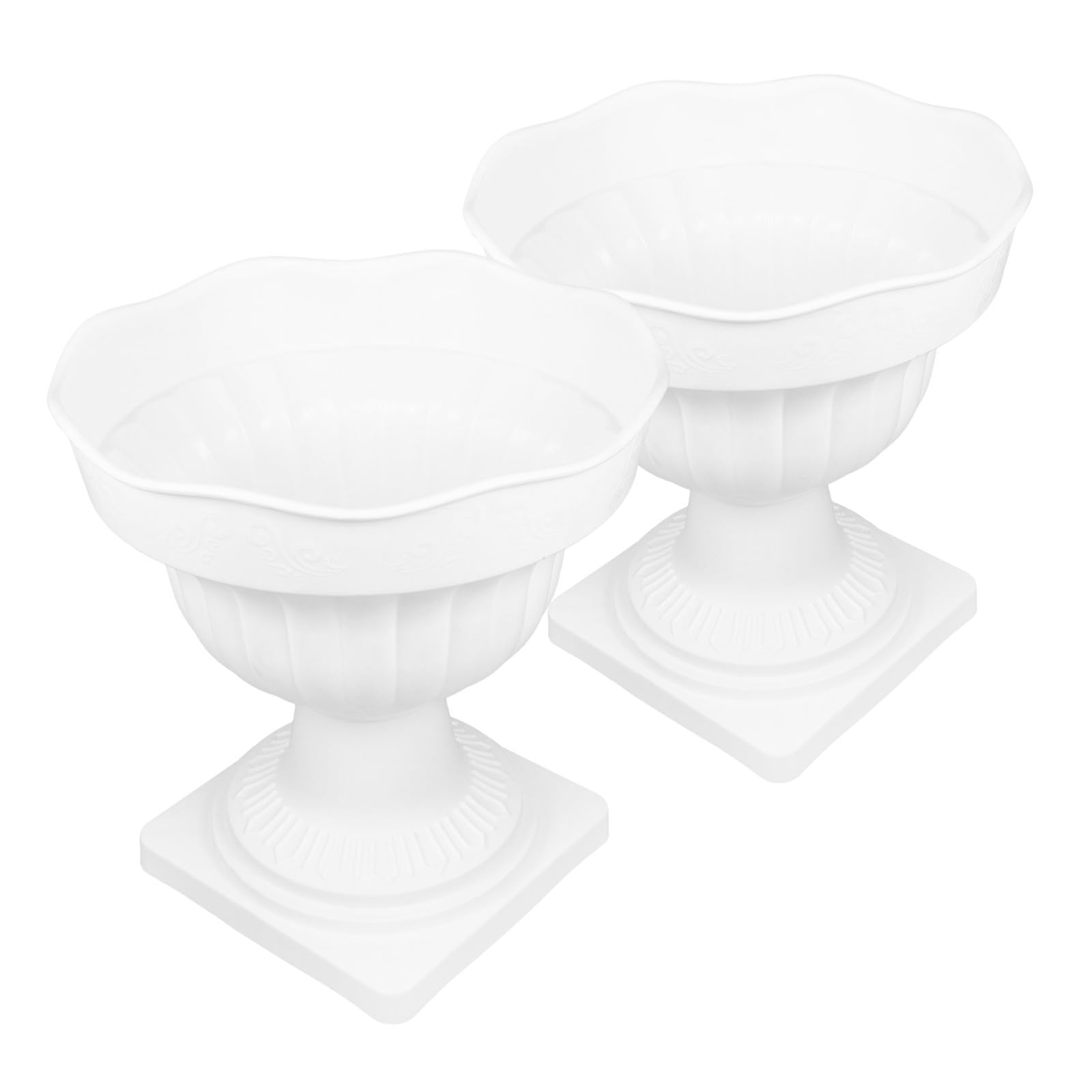 Jardinière en plastique pour sublimer une terrasse sans effort