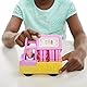 Play-Doh Peppas Eiswagen Bastel-Set, 3 x56g Dosen und 2 x 28 g Dosen Modelliermasse, Peppa und Schorsch Figuren und viele Accessoires und Formen, kreatives für Kinder ab 3 Jahren