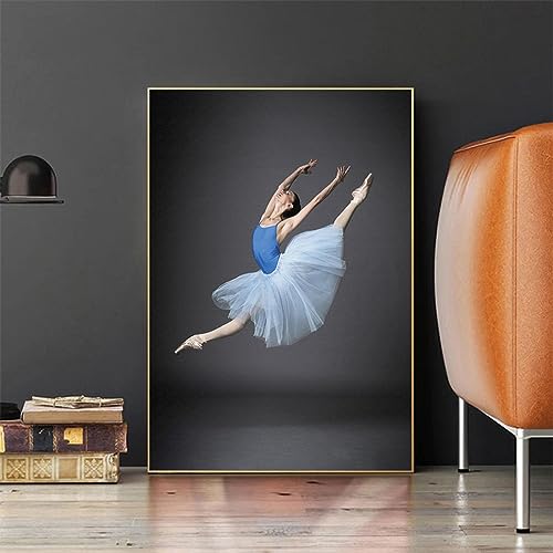 Peinture toile ballet nordique KEBIA decoration murale pour habiller un mur vide 40x60