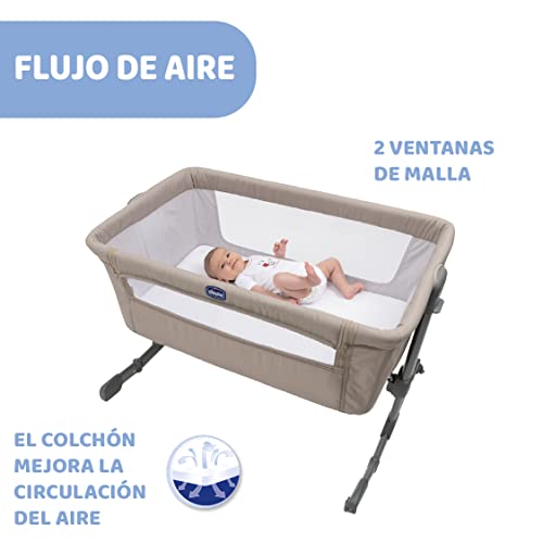 KEERCIGA Chicco Next2Me Essential Lit Bébé Cododo Dune avec Matelas, Côté Repliable, Hauteur Réglable, Fenêtre en Filet, Roues et Sac de Voyage - 0-6 Mois, 9 kg